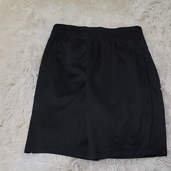 Puma, Boy's Black Shorts, Size 7/8 - Picture 3 of 5